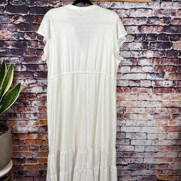 Off White Eyelet Maxi Tiered Short Sleeve Flowy Boho V-Neck Dress Size XL - Picture 10 of 14